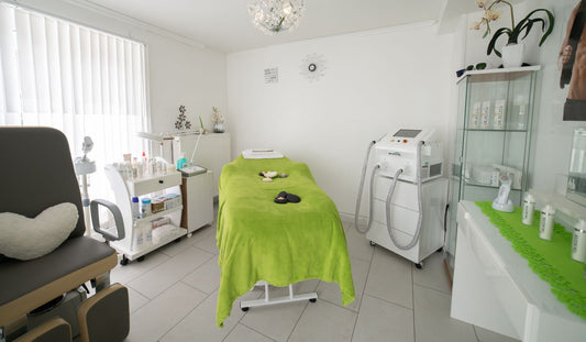 Booking software for aesthetics and skin clinics